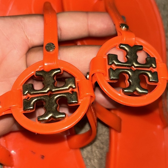 Preloved Tory Burch Vibrant Orange Jelly Flip-Flops - Picture 3 of 6